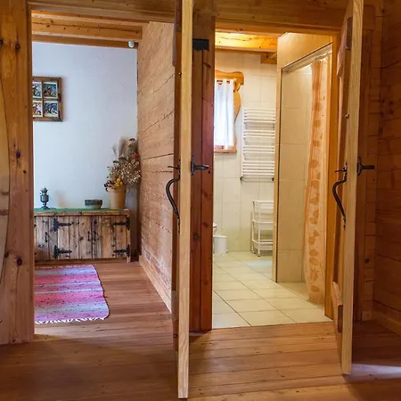 Dar Kalu -sosnowy Gaj Prázdninový dům