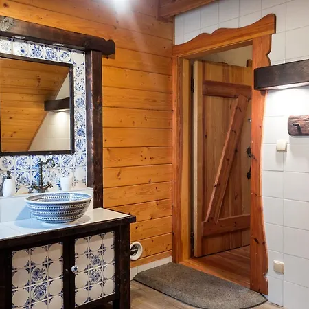 Dar Kalu -sosnowy Gaj Prázdninový dům *